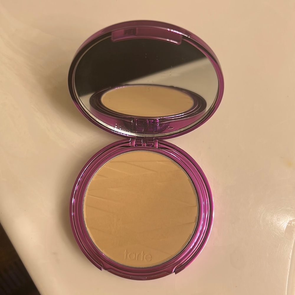 Tarte pressed powder